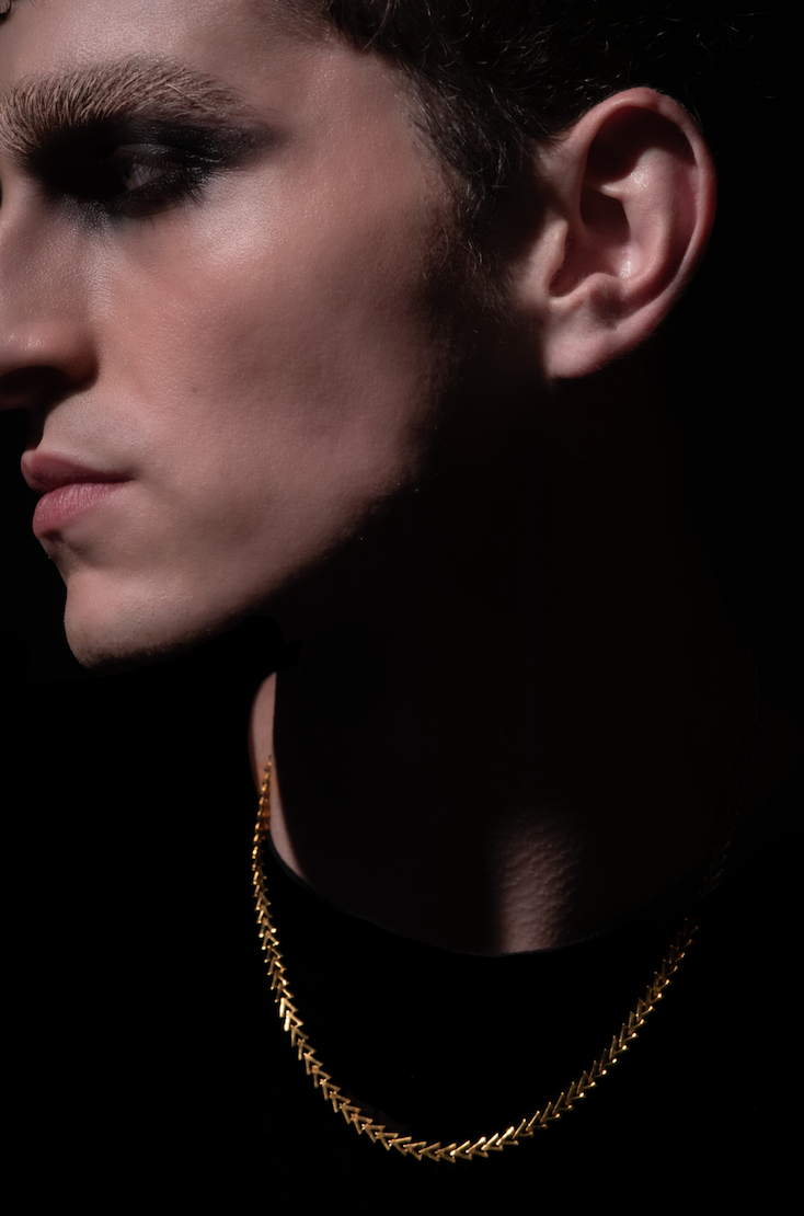 COLAR PIRÂMIDES GIZA - Bronze banhado a ouro 18K