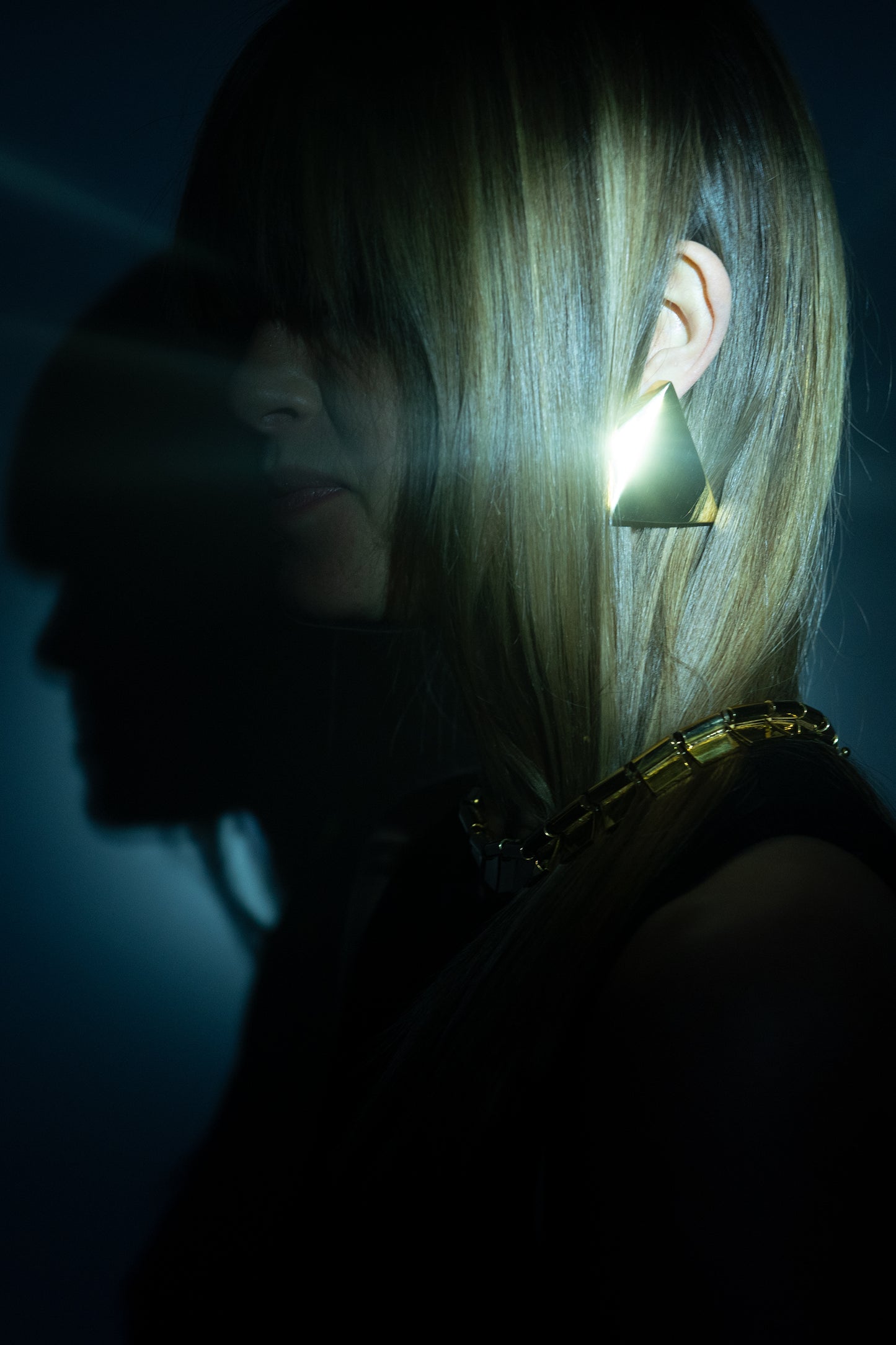 BRINCOS PIRÂMIDE GIZA - Bronze banhado a ouro 18K